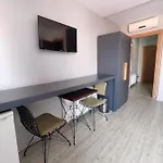 Pera Aparthotel 4*