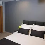 Pera