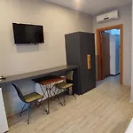 Pera Aparthotel
