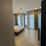 Pera Aparthotel