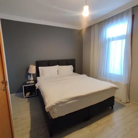 アパートホテル Pera