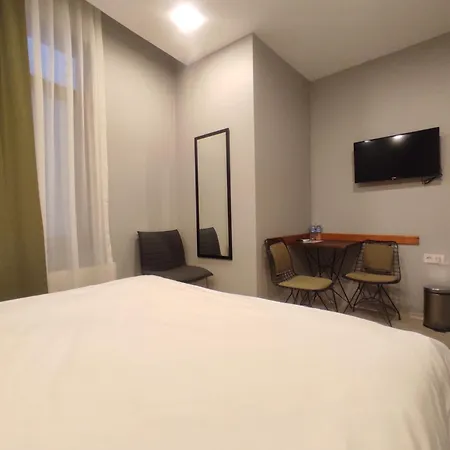 Pera Apartahotel