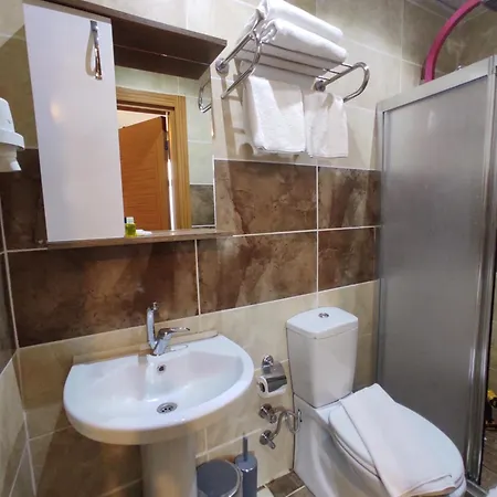 Pera Apartahotel