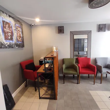 Pera Apartahotel