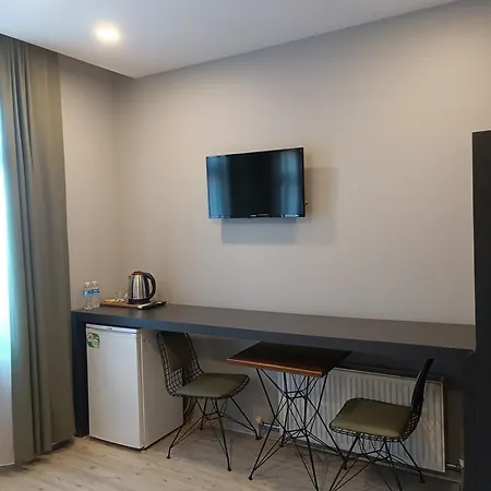 Pera Apartahotel 4*