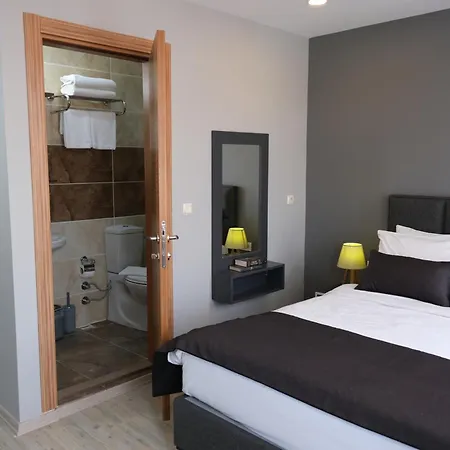 Pera Apartahotel