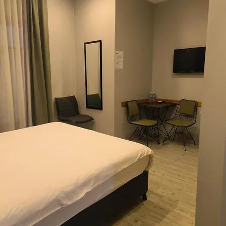Pera Apartahotel