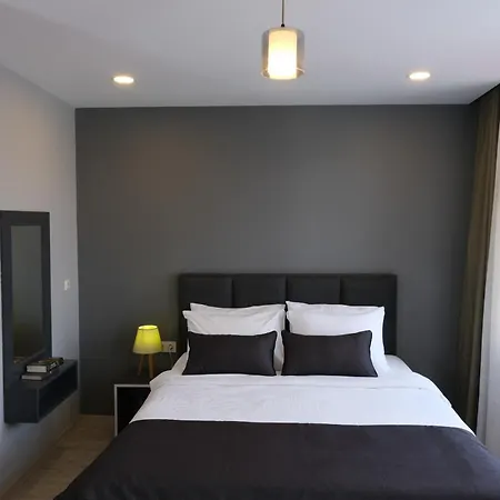 Aparthotel Pera *